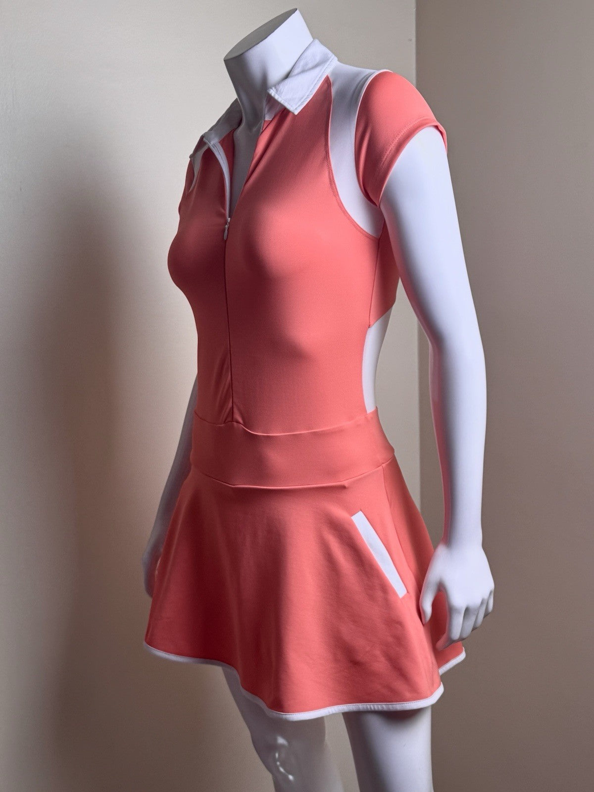 Olaya Sport Women's Athena Golf Skort Dress Sz M.        (B.187)