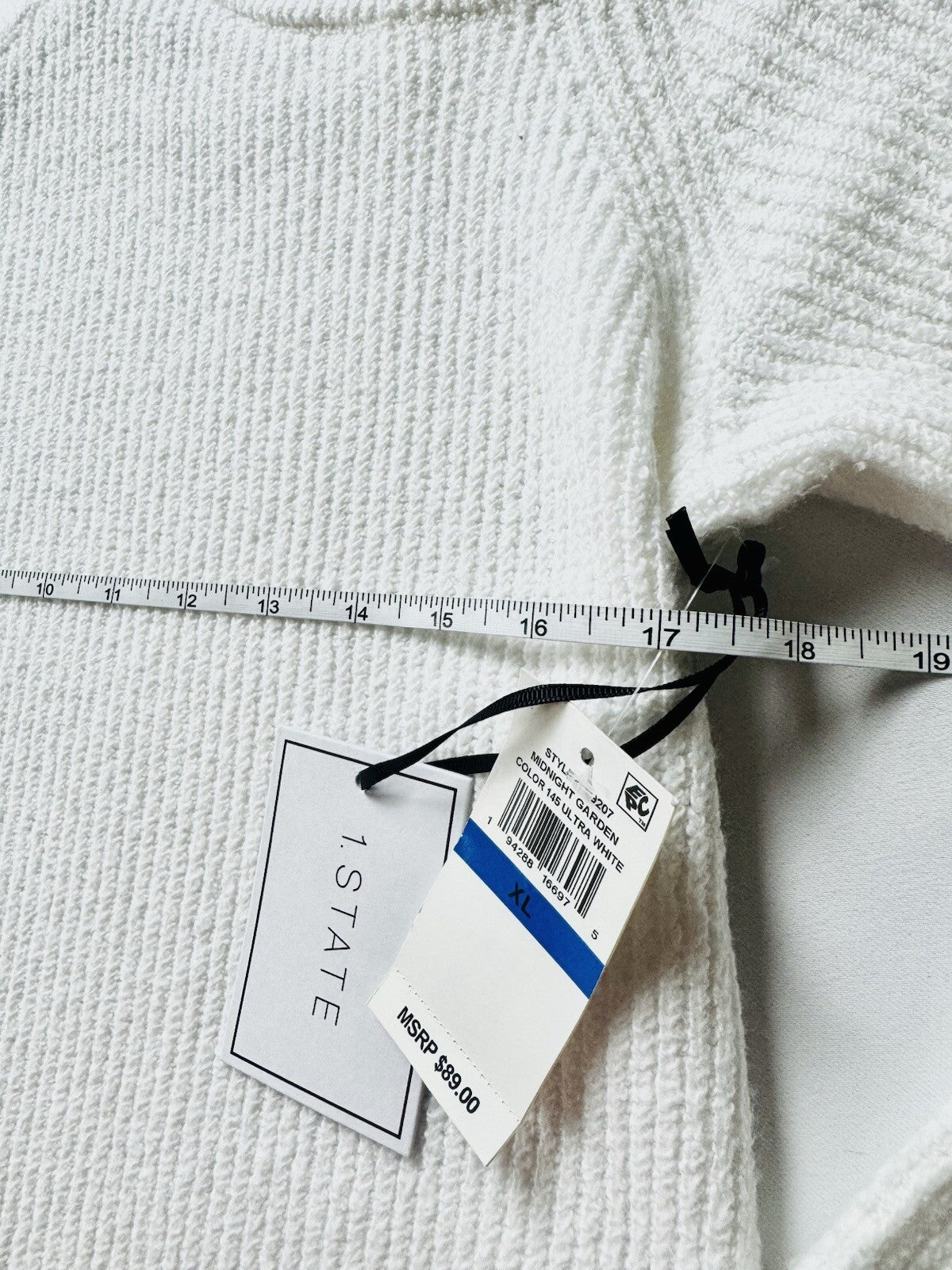 $89 1 State Sweater Women’s White Knit Stretch Sz XL. (B.126)