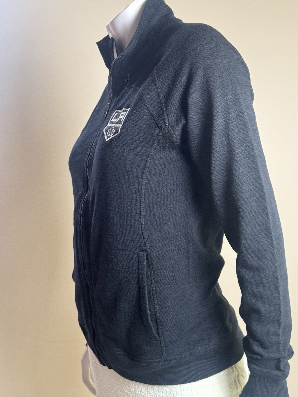 LeverWear Women's LA Logo Full Zip Jacket Sz M.   (B.146)