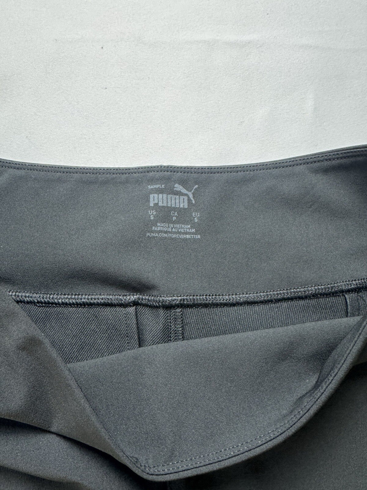 Puma Women’s Golf Pants Sz S.   (B.142/1)