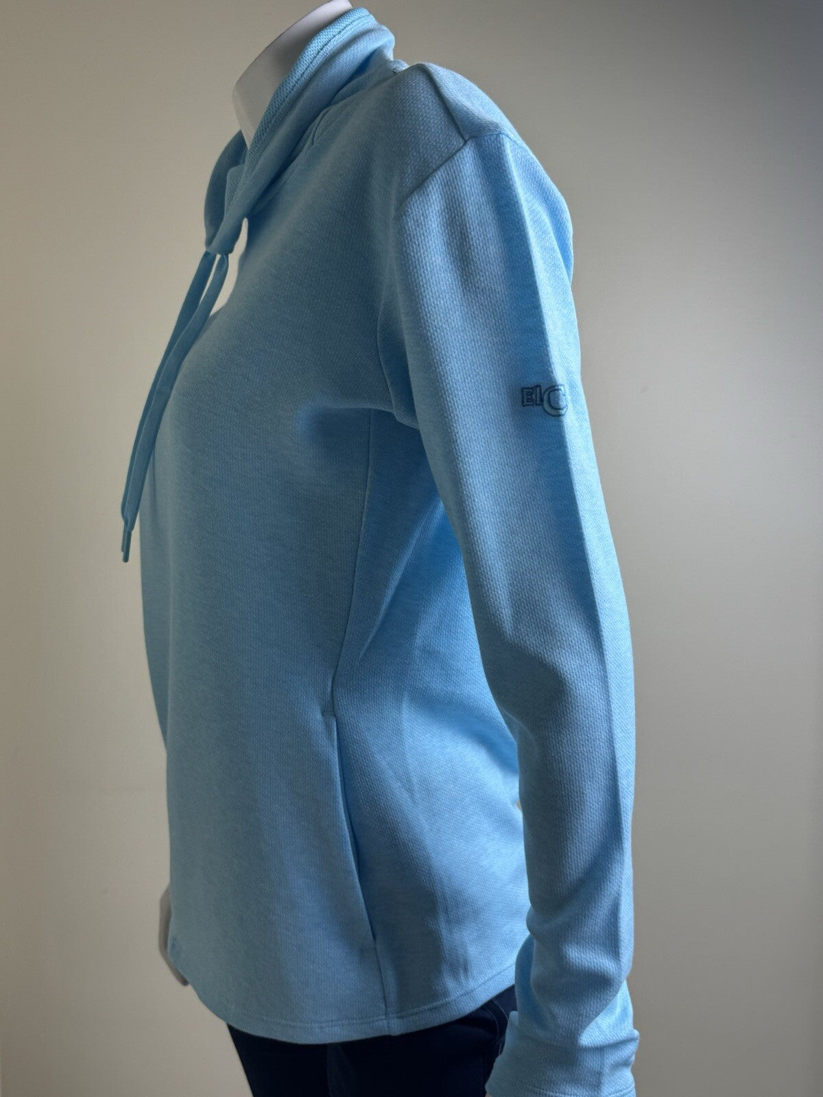 Adidas Women’s Golf Sweatshirt Sz S   (B.120)