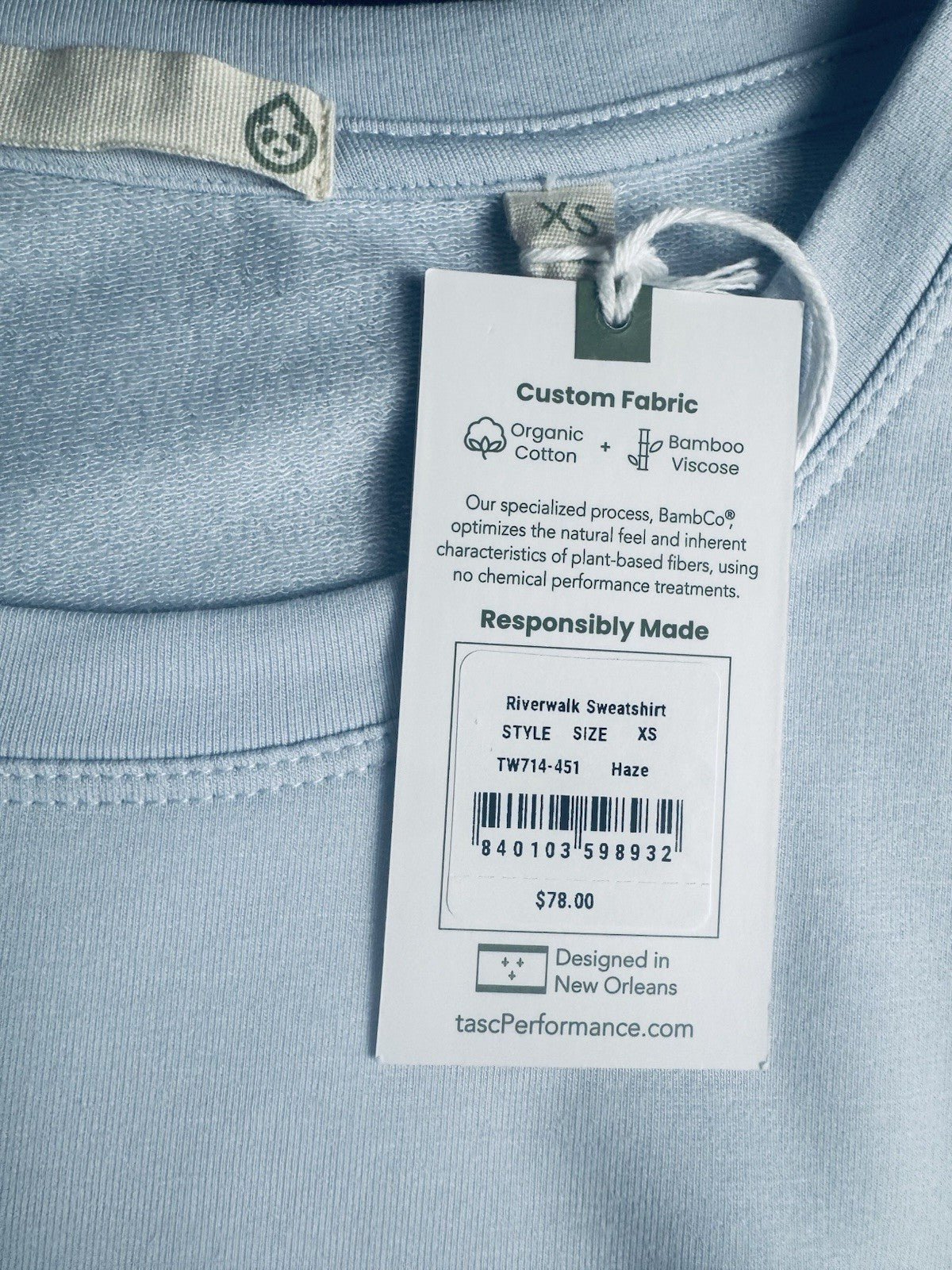 $78 TASC Performance Women’s Golf Sweatshirt Sz XS.    (B.091)