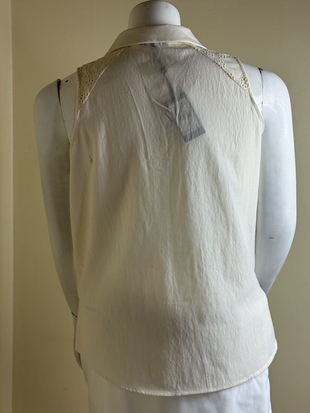 $89 Adrianna Papell Ivory Blouse Sz L.       (B.181)