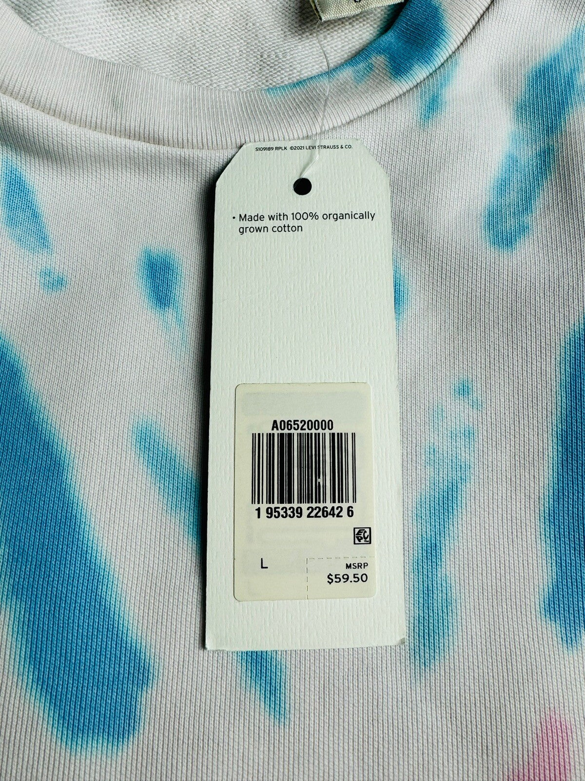 Levi’s Women’s Tie Dye Sweater Sz L.  (71)