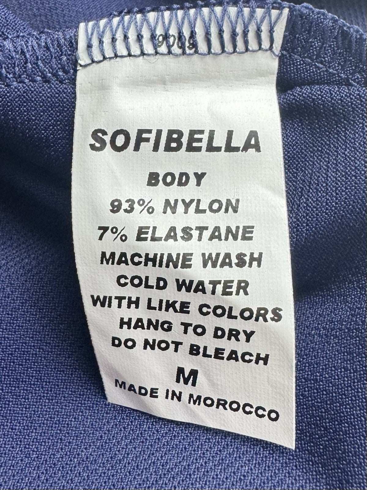 SOFIBELLA Women’s Golf-Tennis Shirt Sz M.  (B.172)