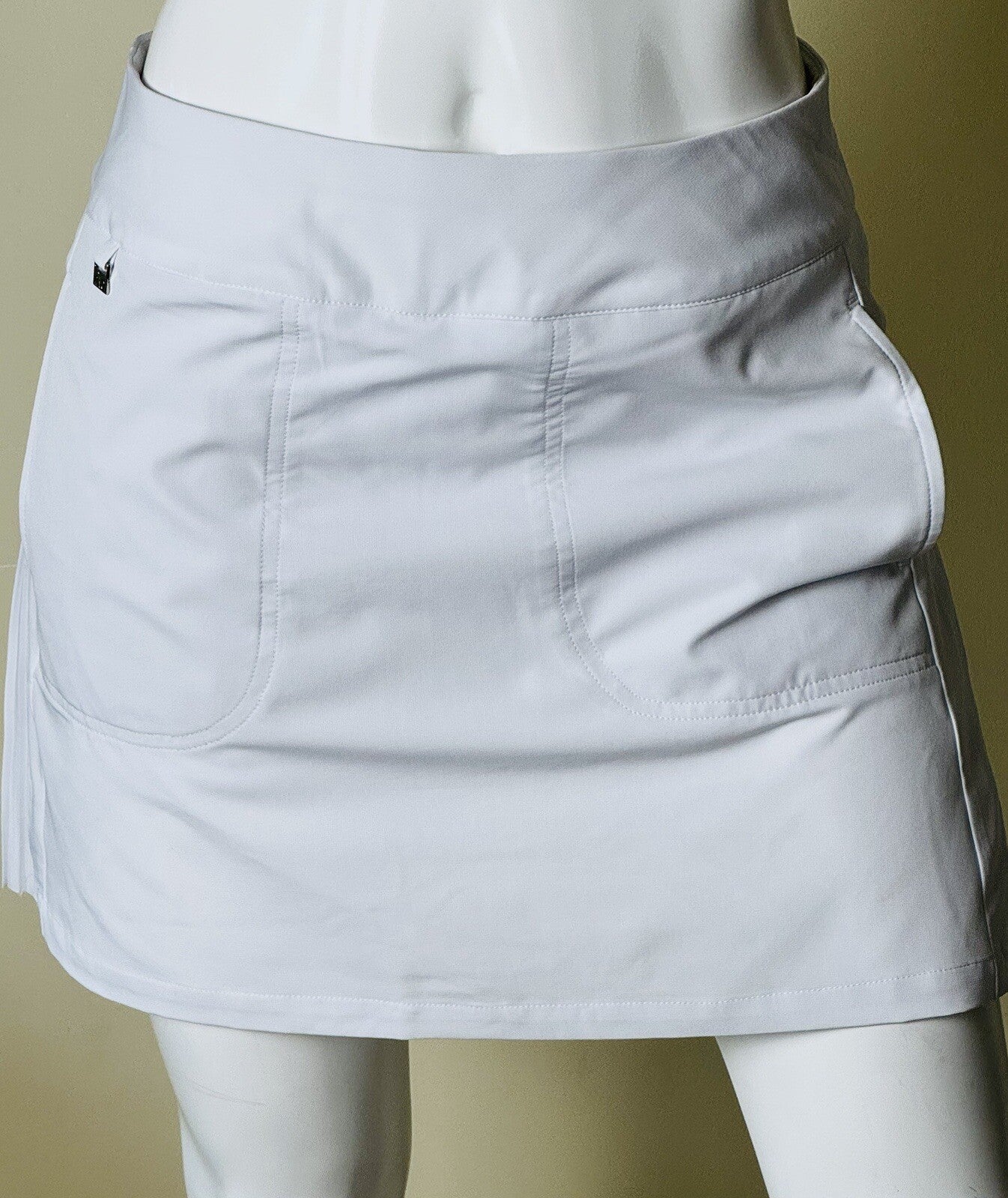 Nivo by Lanctot Women's White Active Golf Skort Skirt Size XS  Pocket. (B.18)