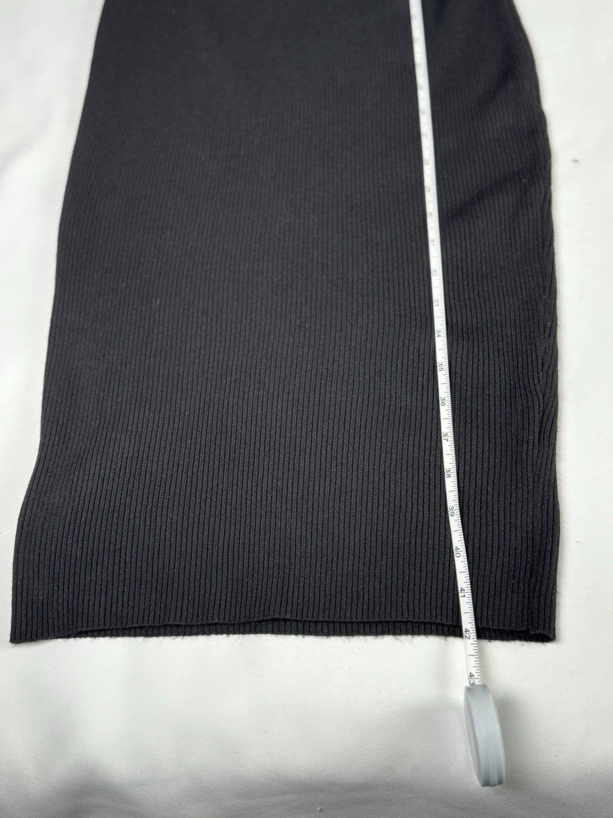Absolutely Famous Black Laced Sleeves Knit Dress Size M.  (B.176)