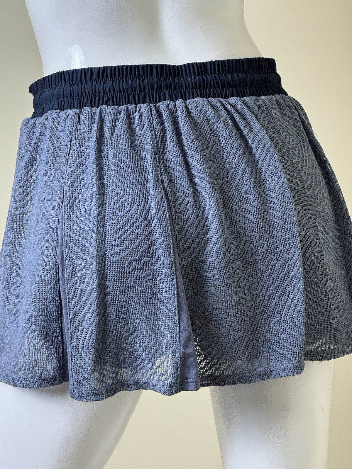 $98 Free People Women’s Skort Skirt Mini Lace Size M. (B.164)
