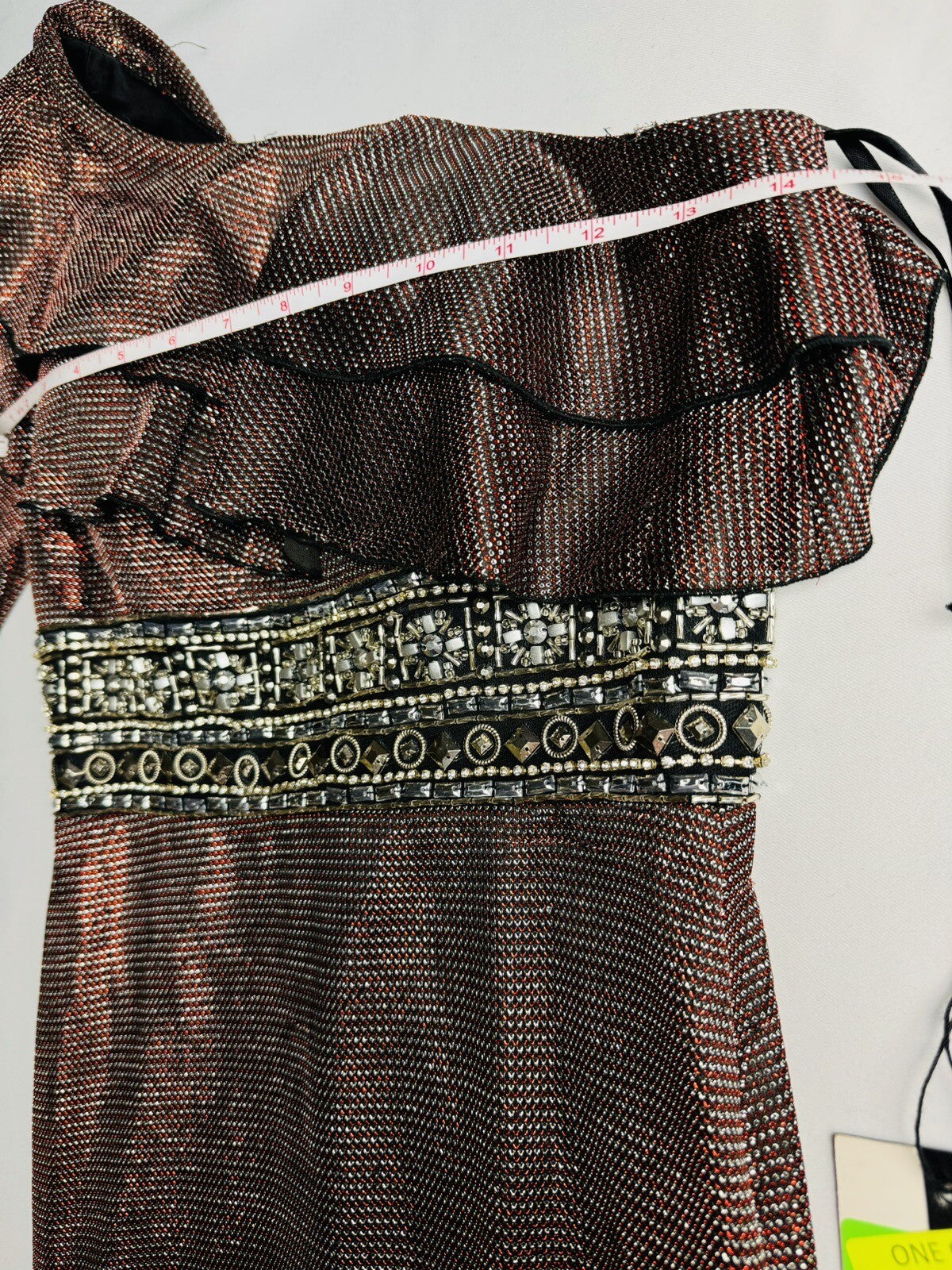 MAC DUGGAL One-Shoulder Long Sleeve Red GOWN Size 4. (71)