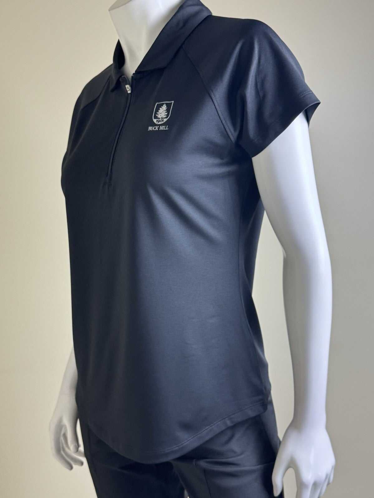 Cutter and Buck Women’s Short Sleeve Polo Shirt Size M (B.136)