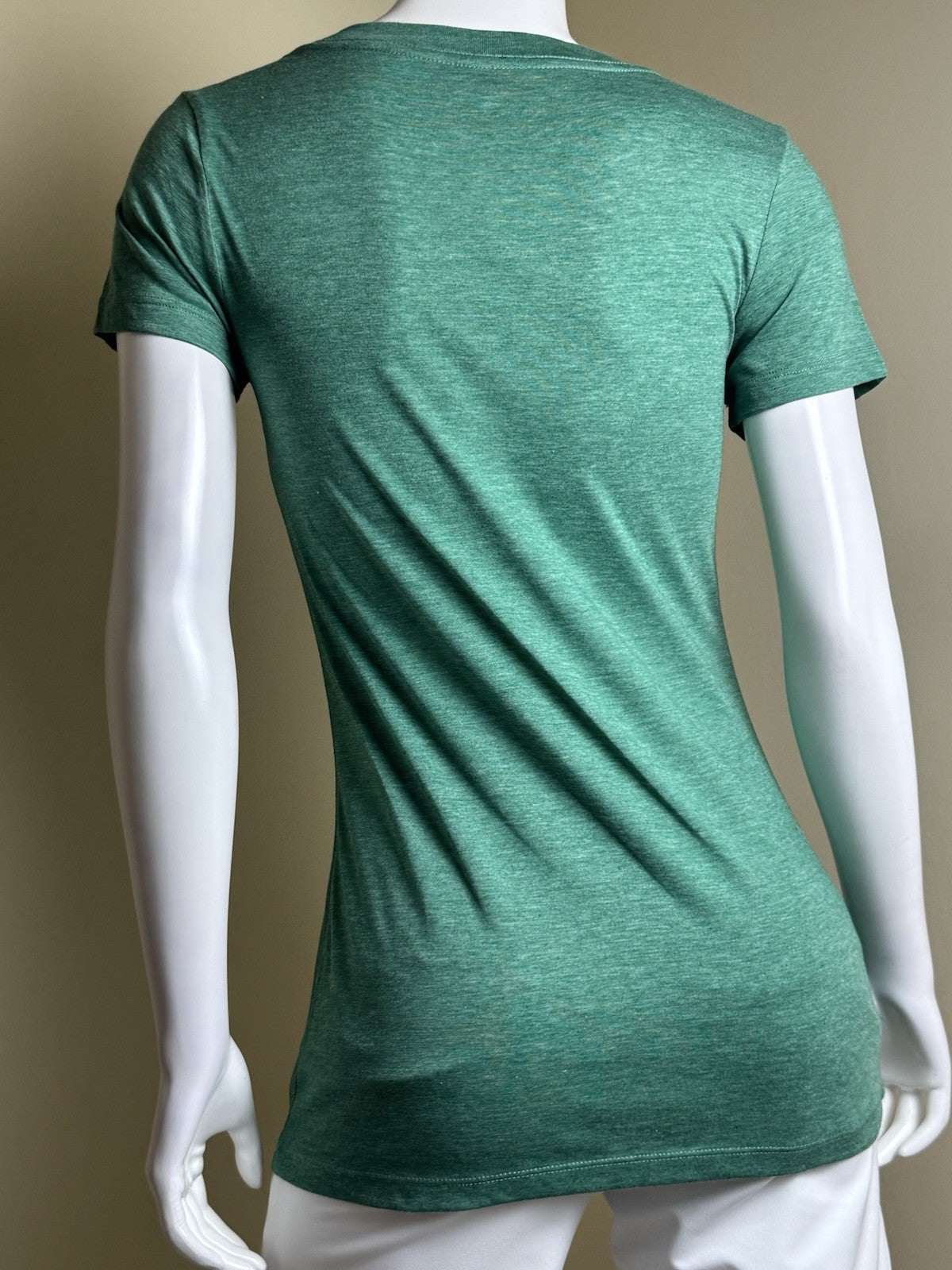 LeverWear Women's Dallas Logo Golf shirt Sz M   (B.170)