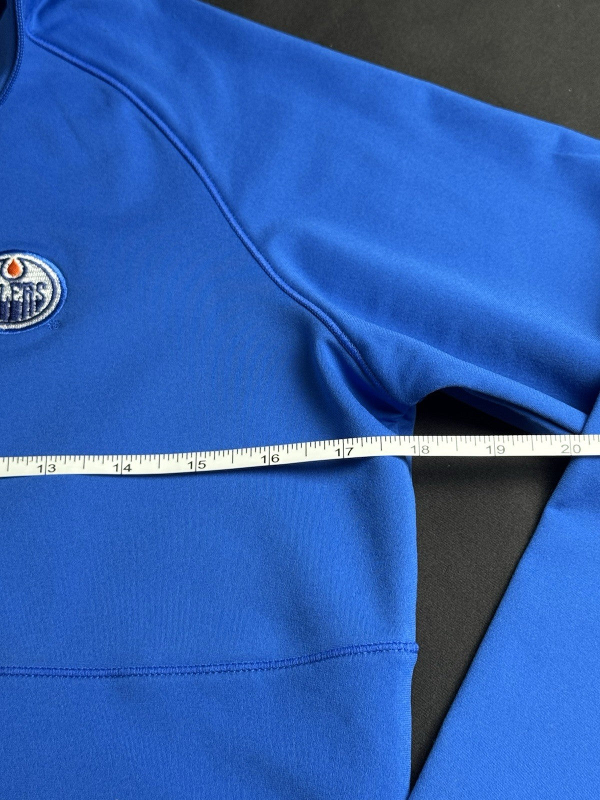 LeverWear Women's Oilers Logo Sweatshirt Sz M.   (B.032)