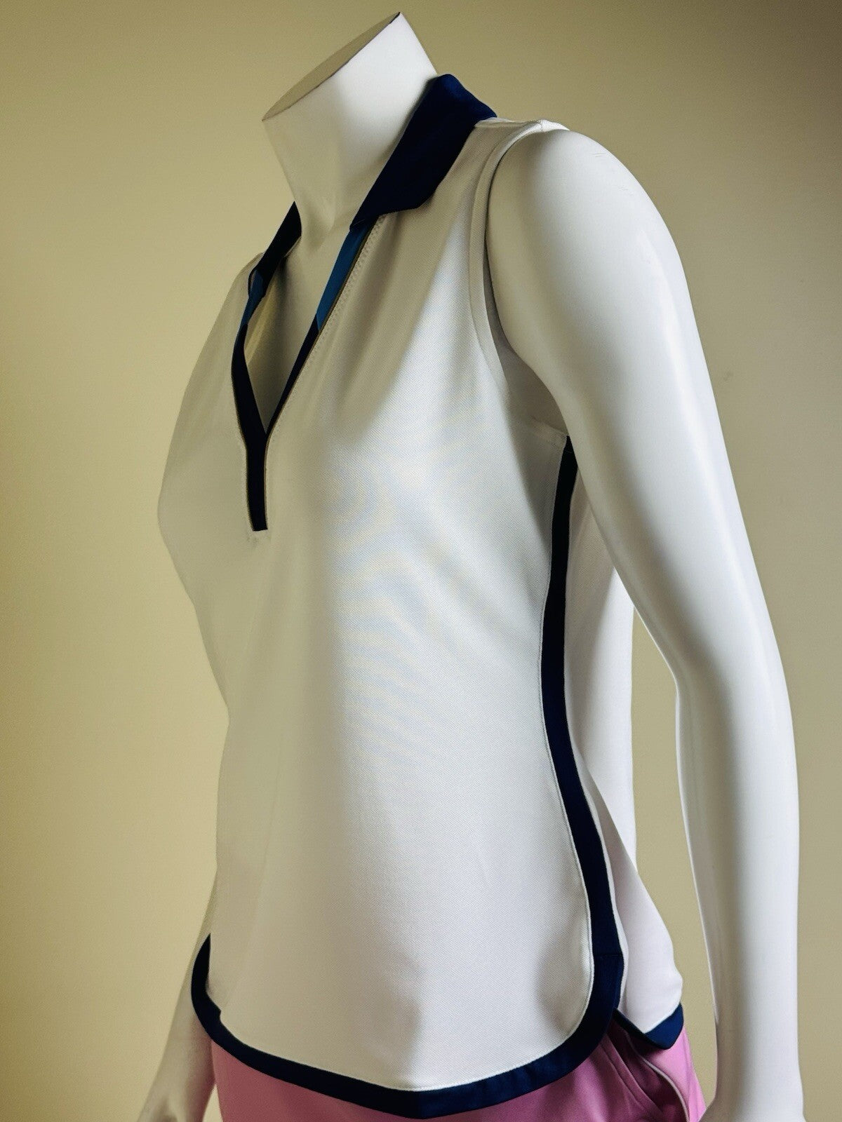 EP Pro Women's Golf Tour Tech Shirt Sz M. (B.139)