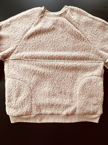 Dictionary Women’s Big Fluffy Sweater Sz L Pink NEW