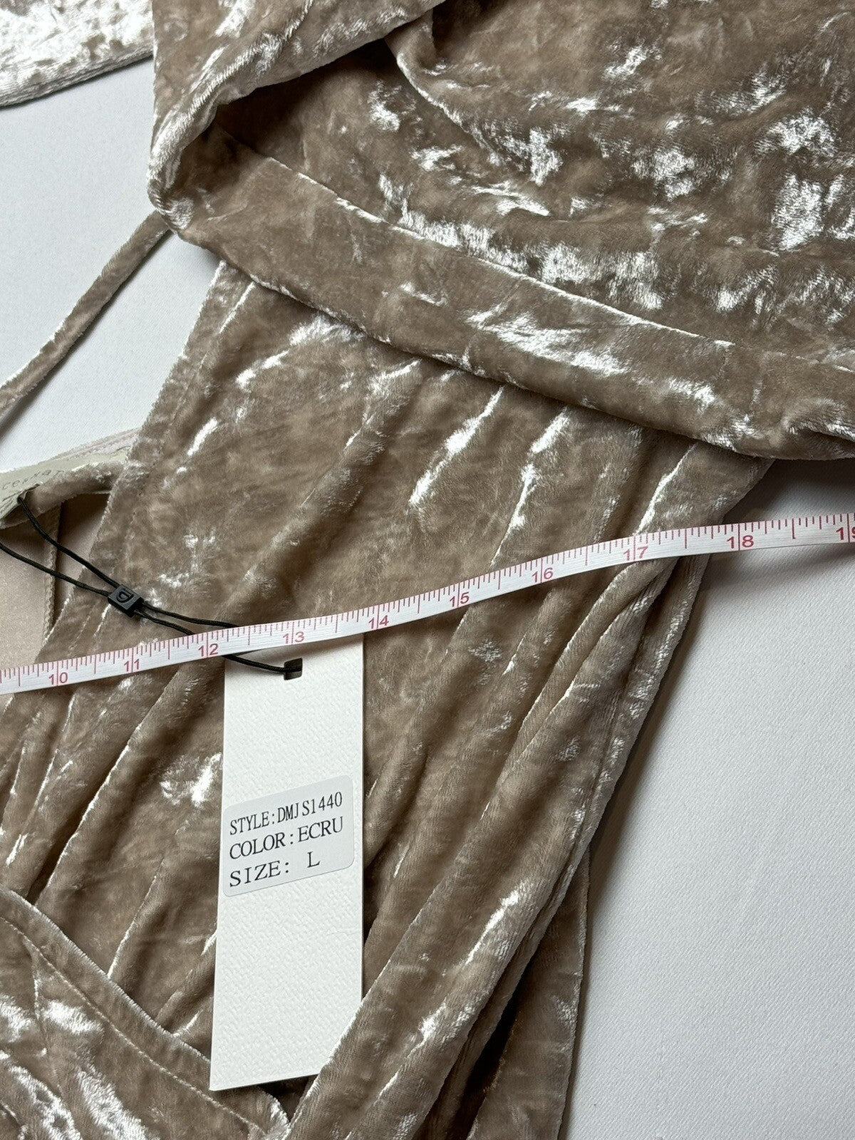 Dance & Marvel Women’s Sz L Velvet Bell Long Sleeve V-Neck Velour Jumpsuit (58)