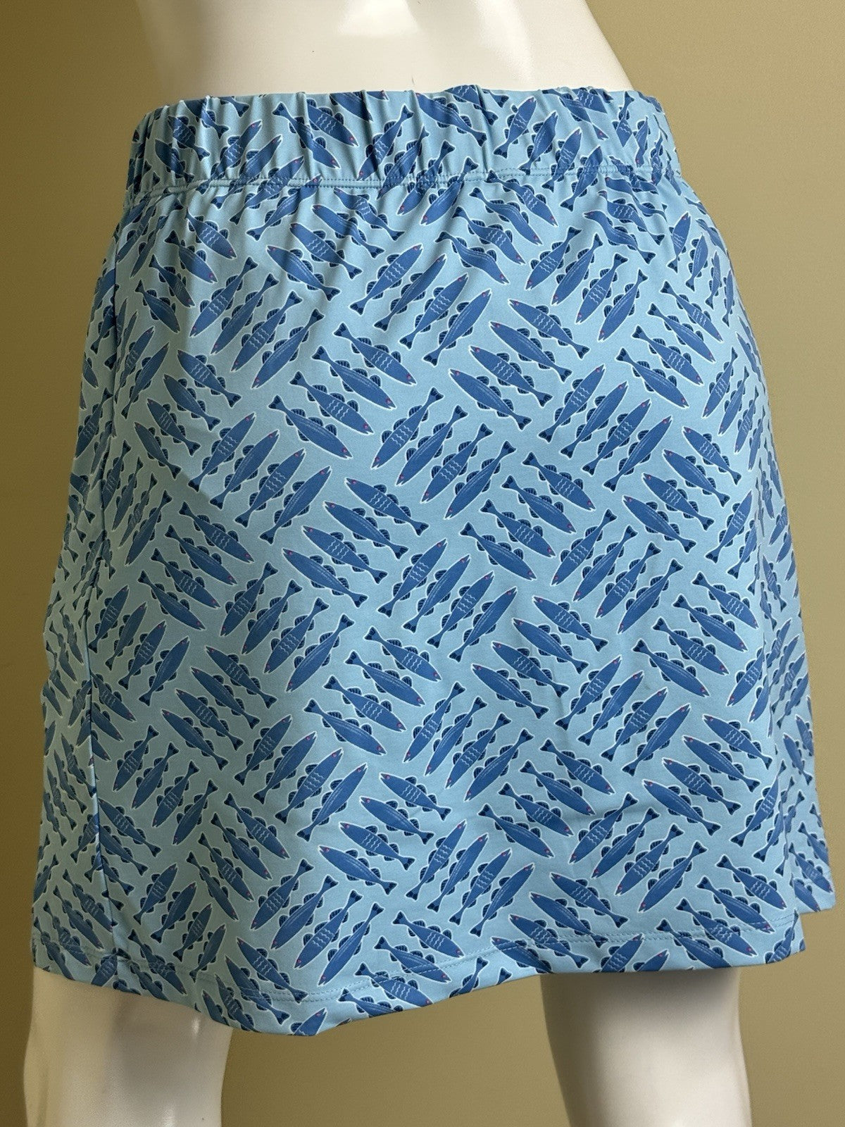 Sailor-Sailor Women’s Golf Tennis Fish Printed Skirt Size L.     (B.158)