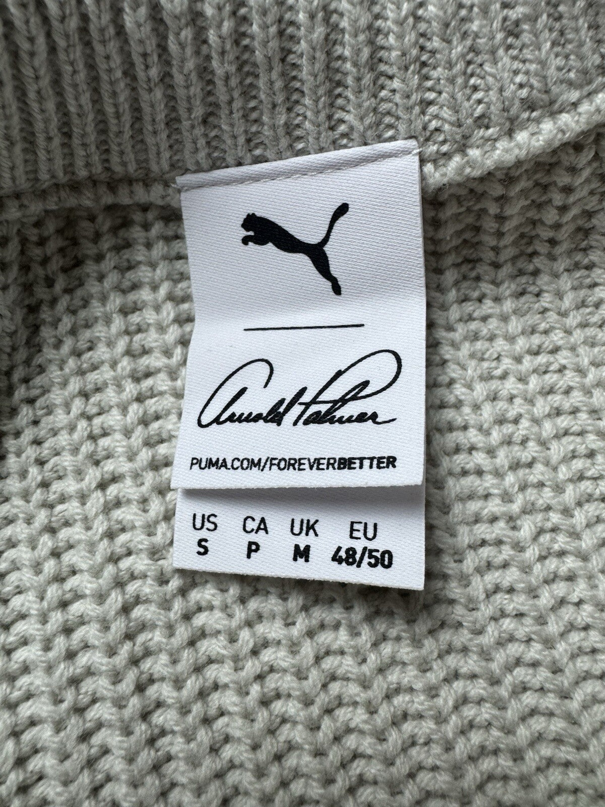 Puma Women's Golf Sweater Ivory Size S.   (B.126/3)