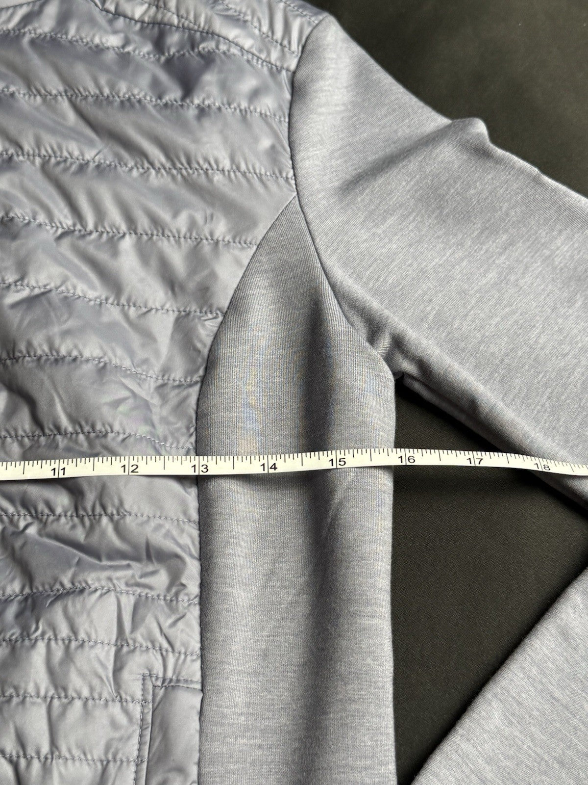 Fairway and Greene Women's Gray Full-Zip Jacket, Sz XS.      (B.150)
