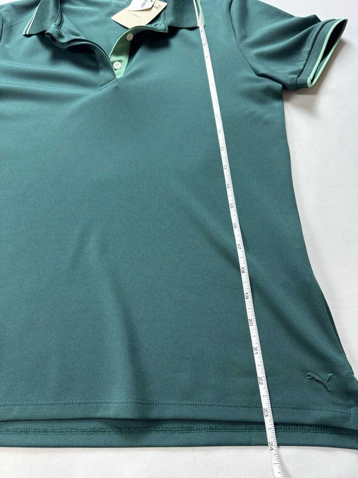 Puma Women’s Golf Shirt Sz S.   (B.131/7)