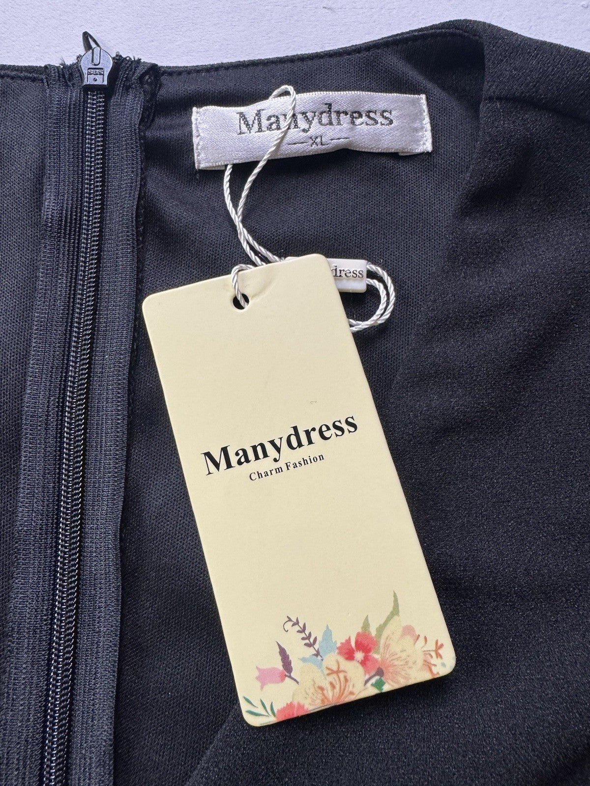 Manydress Women’s Black Midi Dress Sz XL.      (B.181)
