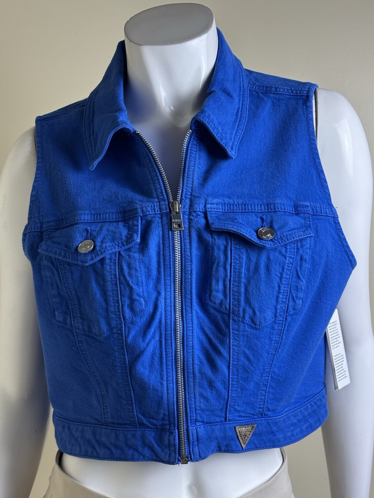 $108 Guess Women’s LEANDRA Denim Crop Top Sz XL. (B.141)