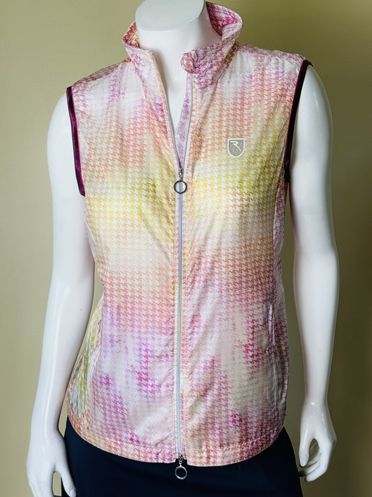 Chervo Women’s Full Zip Sz US M/8 Golf Vest.  (66)