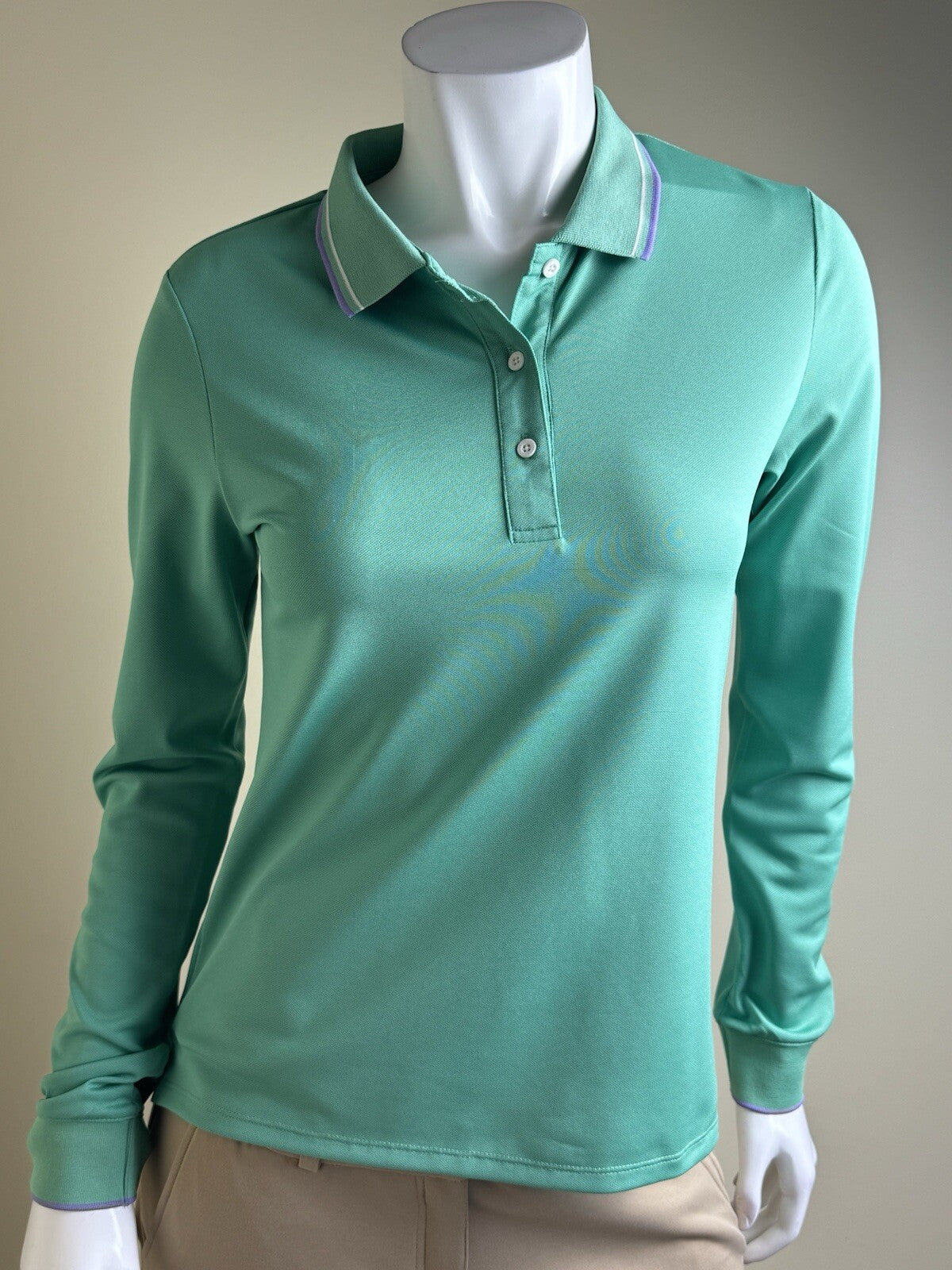 Puma Women's Pullover Sweatshirt Size S.   (B.106/4)