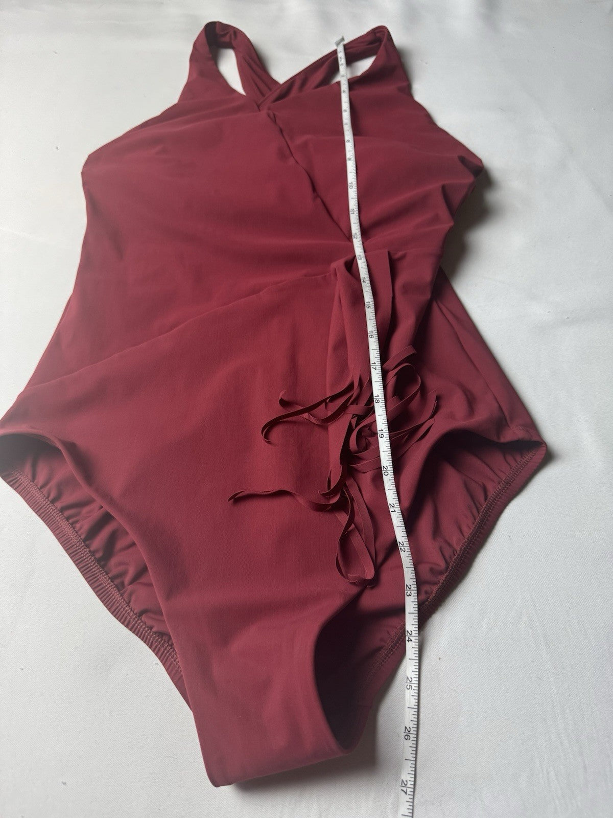 $170 Amoressa by miraclesuit Ladies Sashay One Piece Swim Suit Size 8.   (B.151)