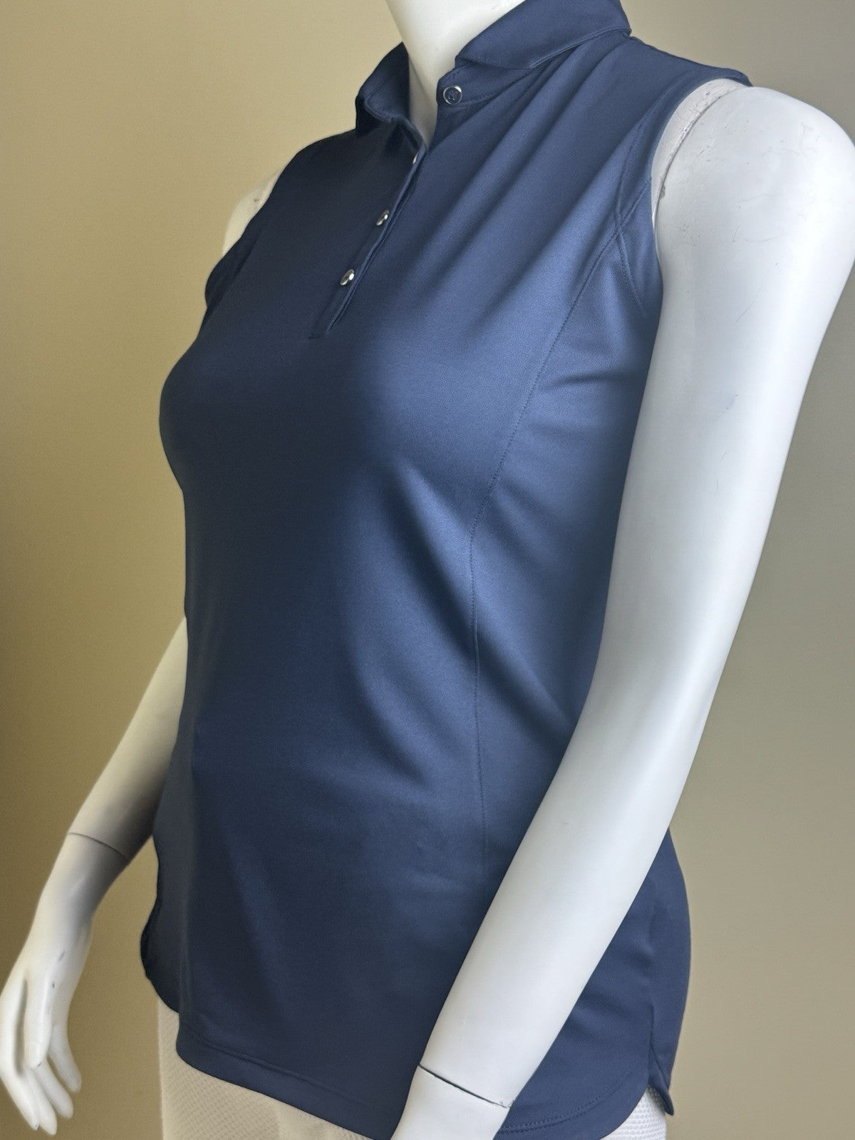 Kate Lord Women's Golf Shirt Sz L.      (B.173)