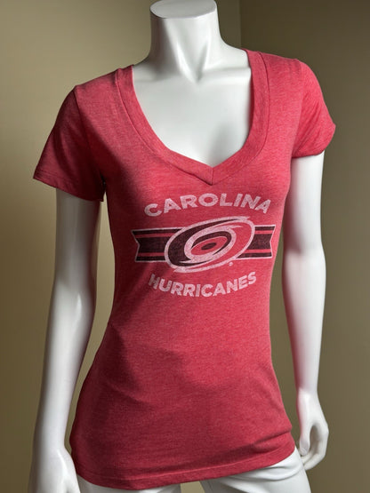 LeverWear Women's Carolina Logo Golf shirt Sz M   (B.170)