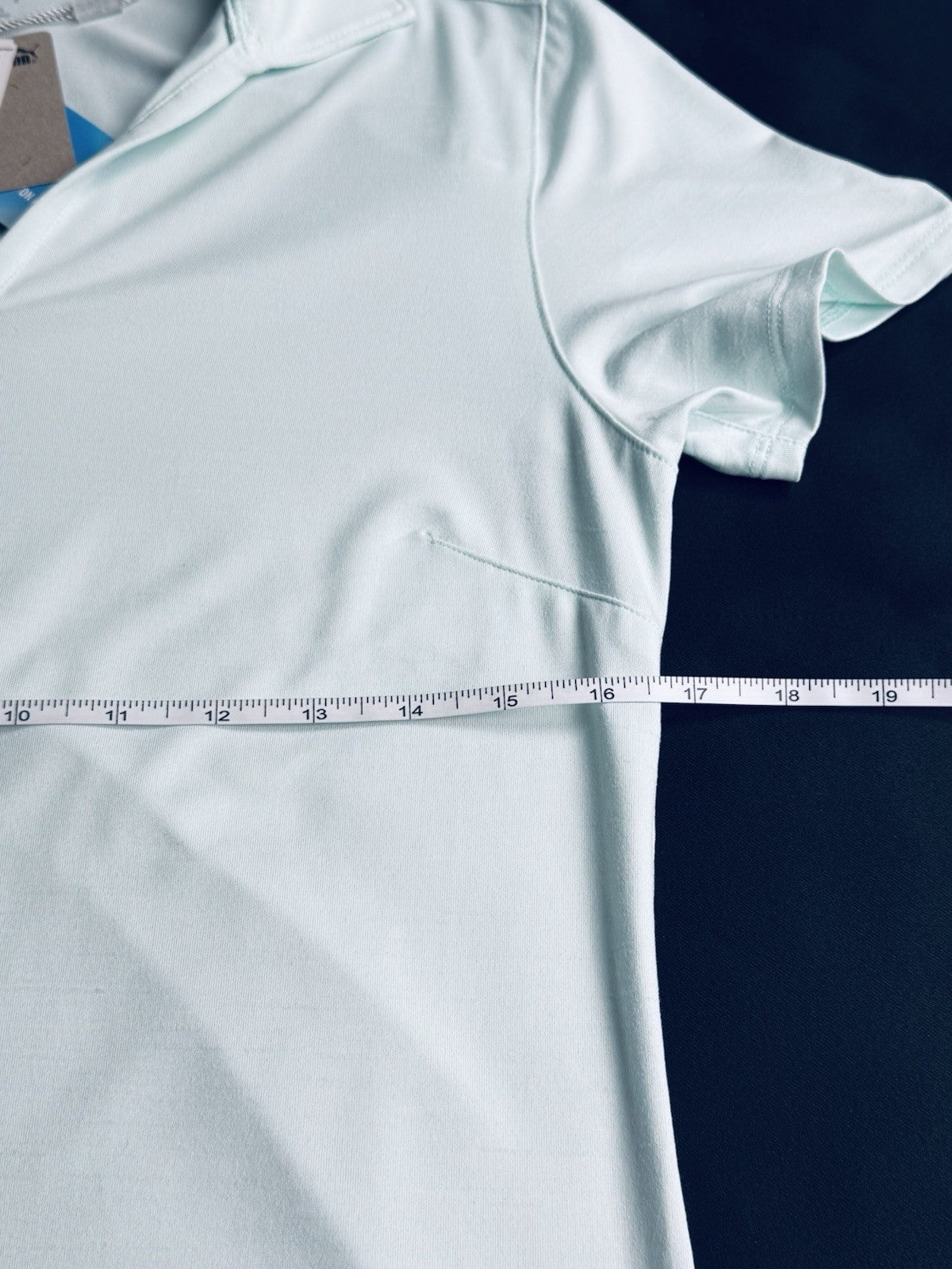 Puma Women’s Golf Shirt Sz S.   (B.188)