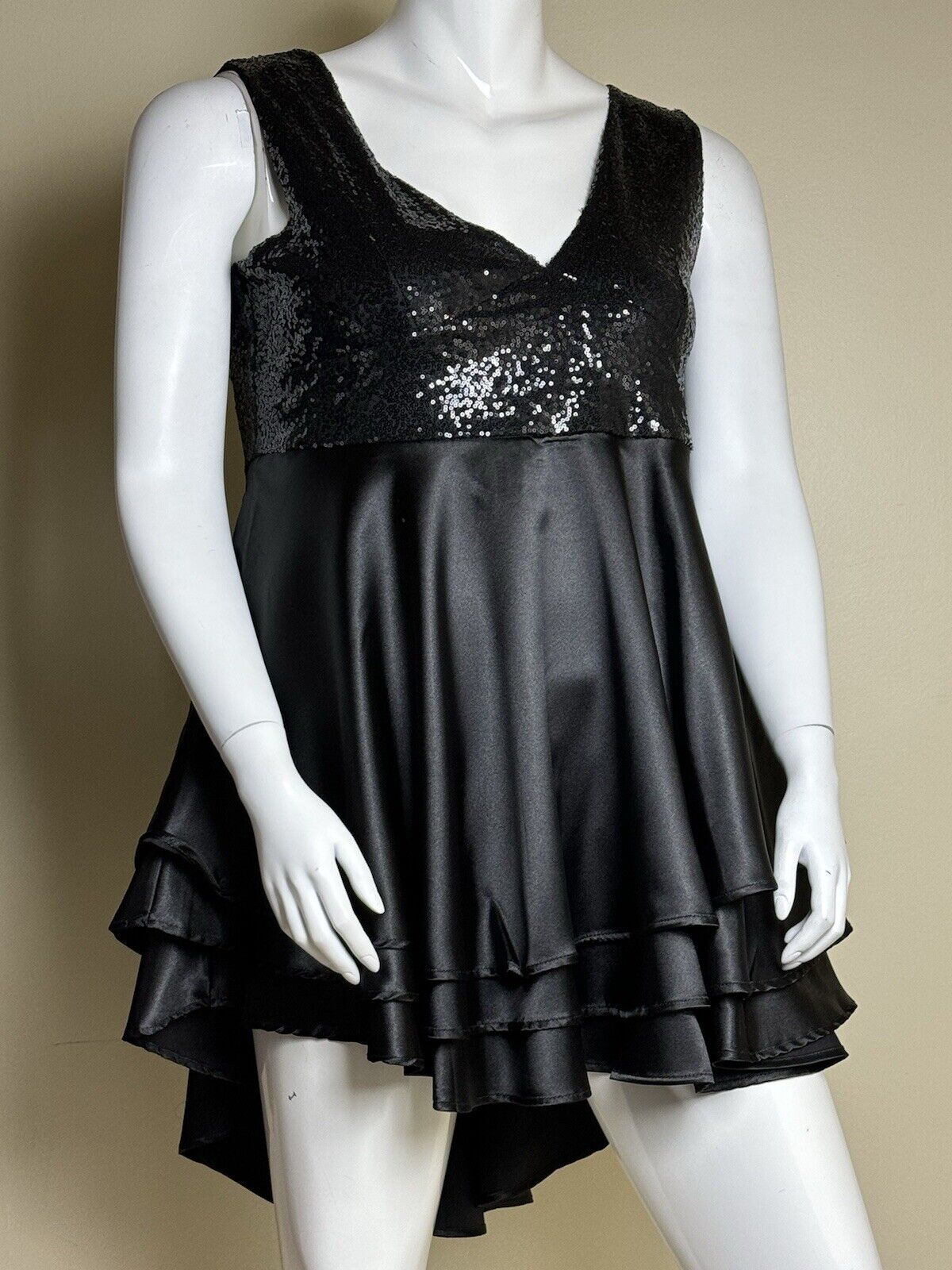 Women’s Black Sequined Satin Dress Sz XL