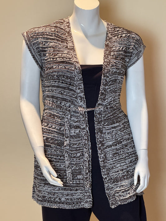 $180 VERTIGO Women’s Knit Long Cardigan Sz XL.       (B.63)
