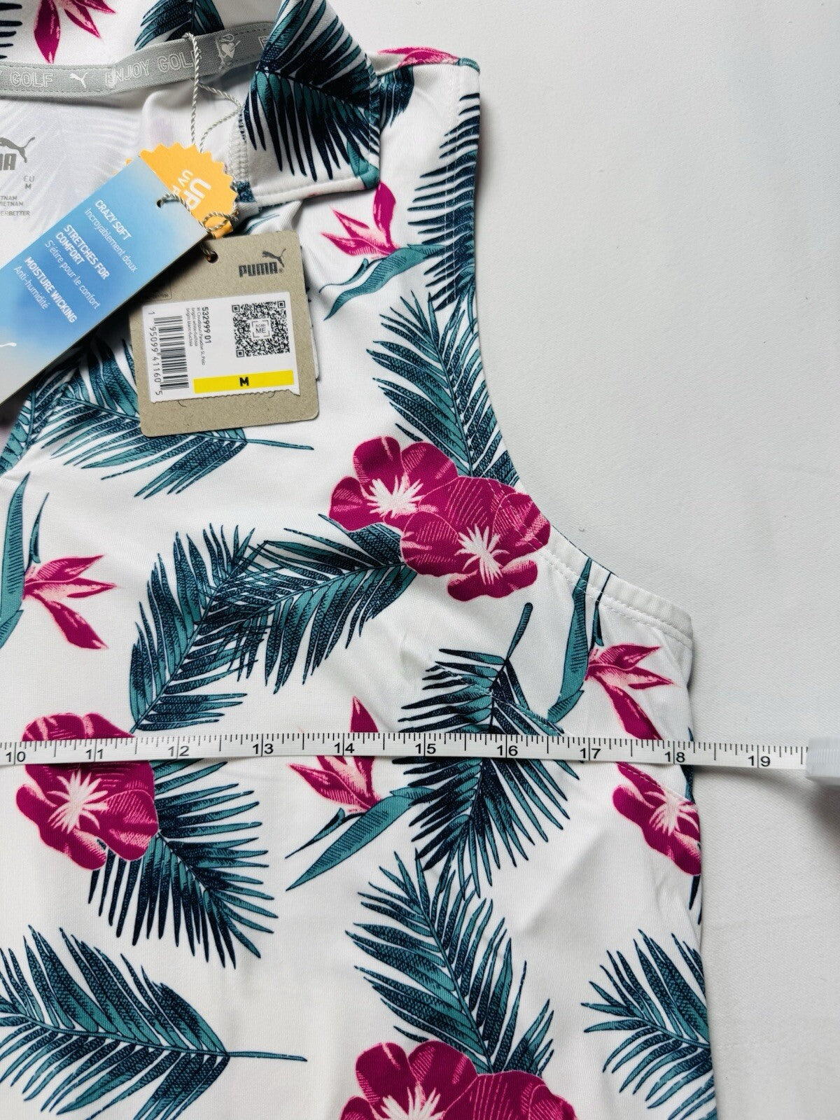 Puma Women’s Golf Shirt Sleeveless Sz M.  (B.140)