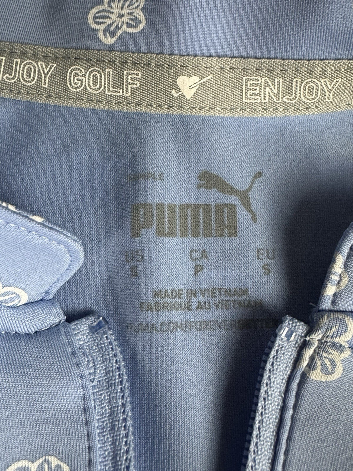 Puma Women’s Golf Shirt Sz S.   (B.188)