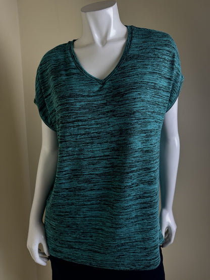 LeverWear Women's Golf shirt Sz M   (B.160)