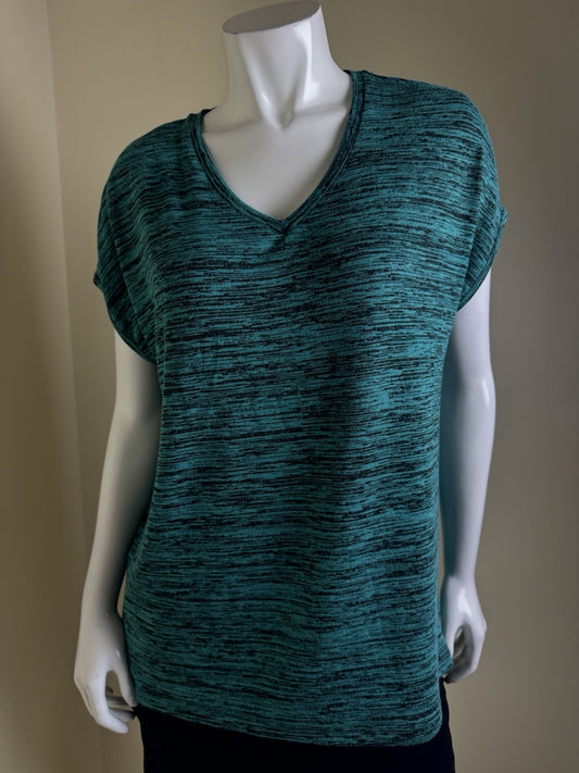 LeverWear Women's Golf shirt Sz M   (B.160)