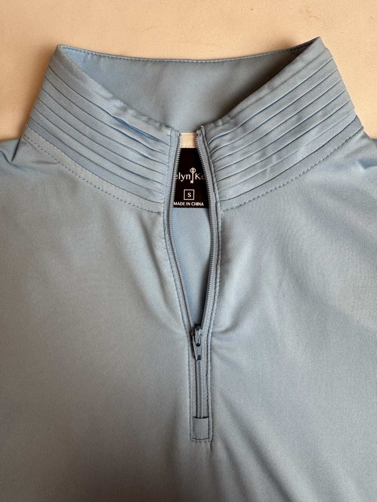 BELYN KEY Women’s Golf Shirt Sz S.    (B.167)