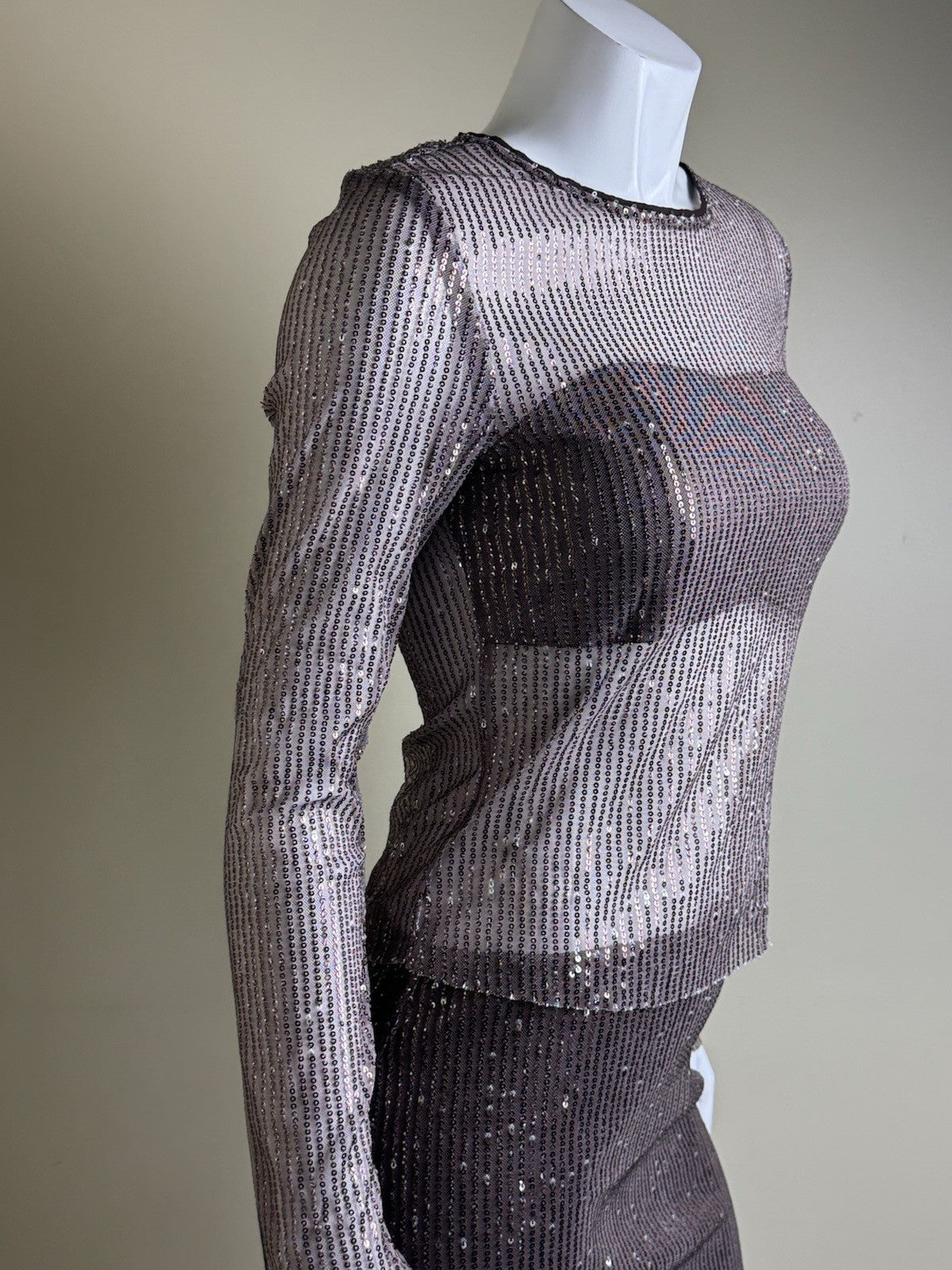 $298 Walter Baker Women’s Sequined Long Sleeve Top Sz S.     (B.134)