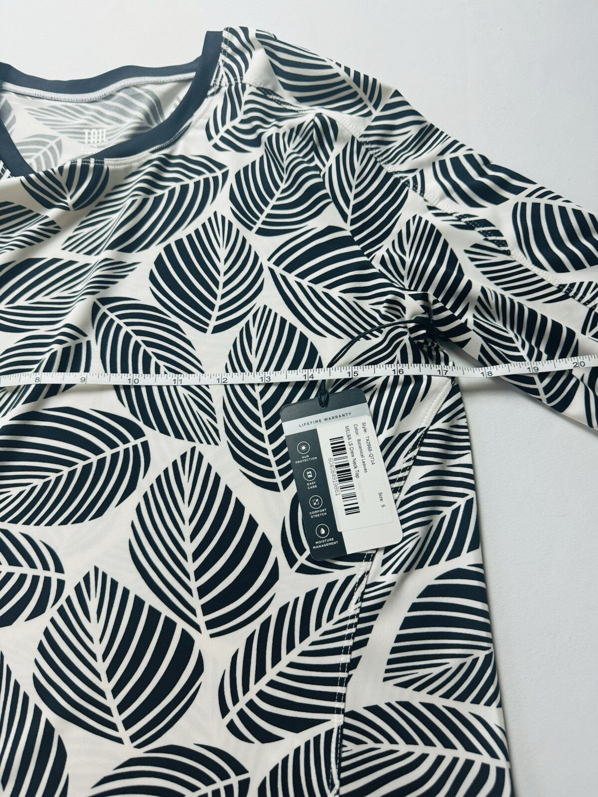 Tail Women's Golf Sweatshirt Shirt Size S        (B.106)