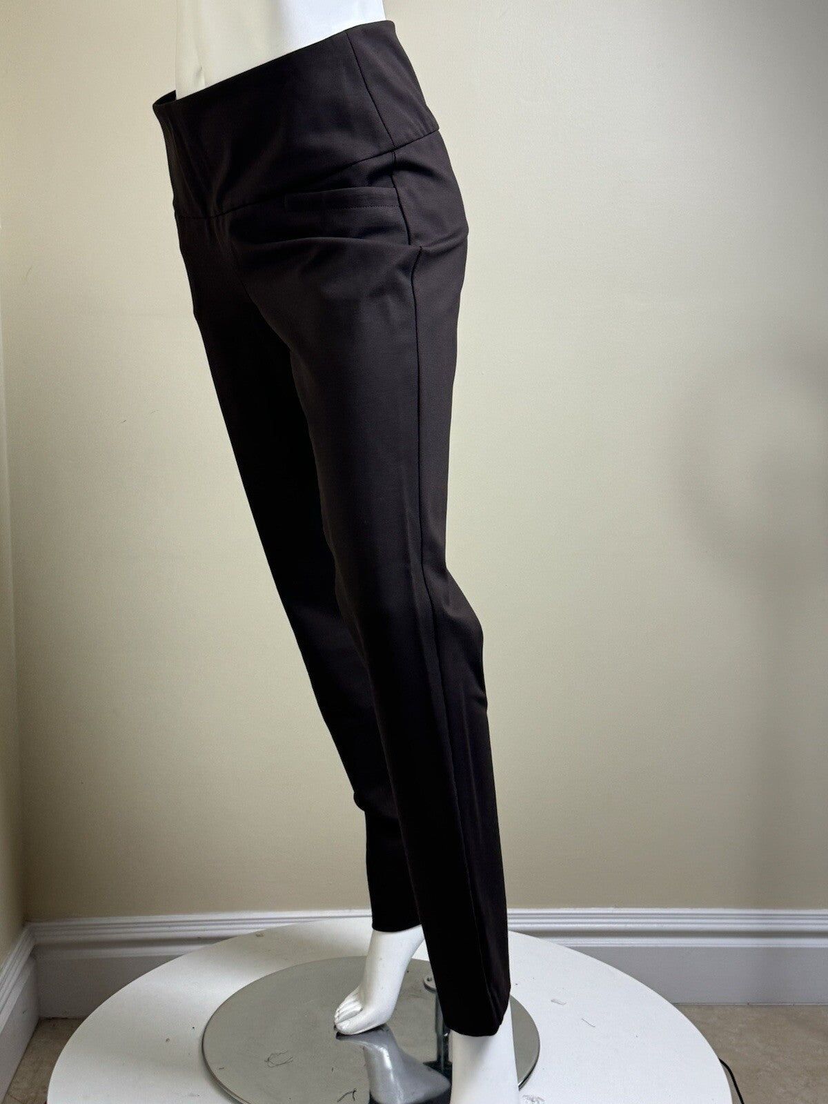 Swing Control Women’s Pull On Golf Pants Sz 2 (B.113)