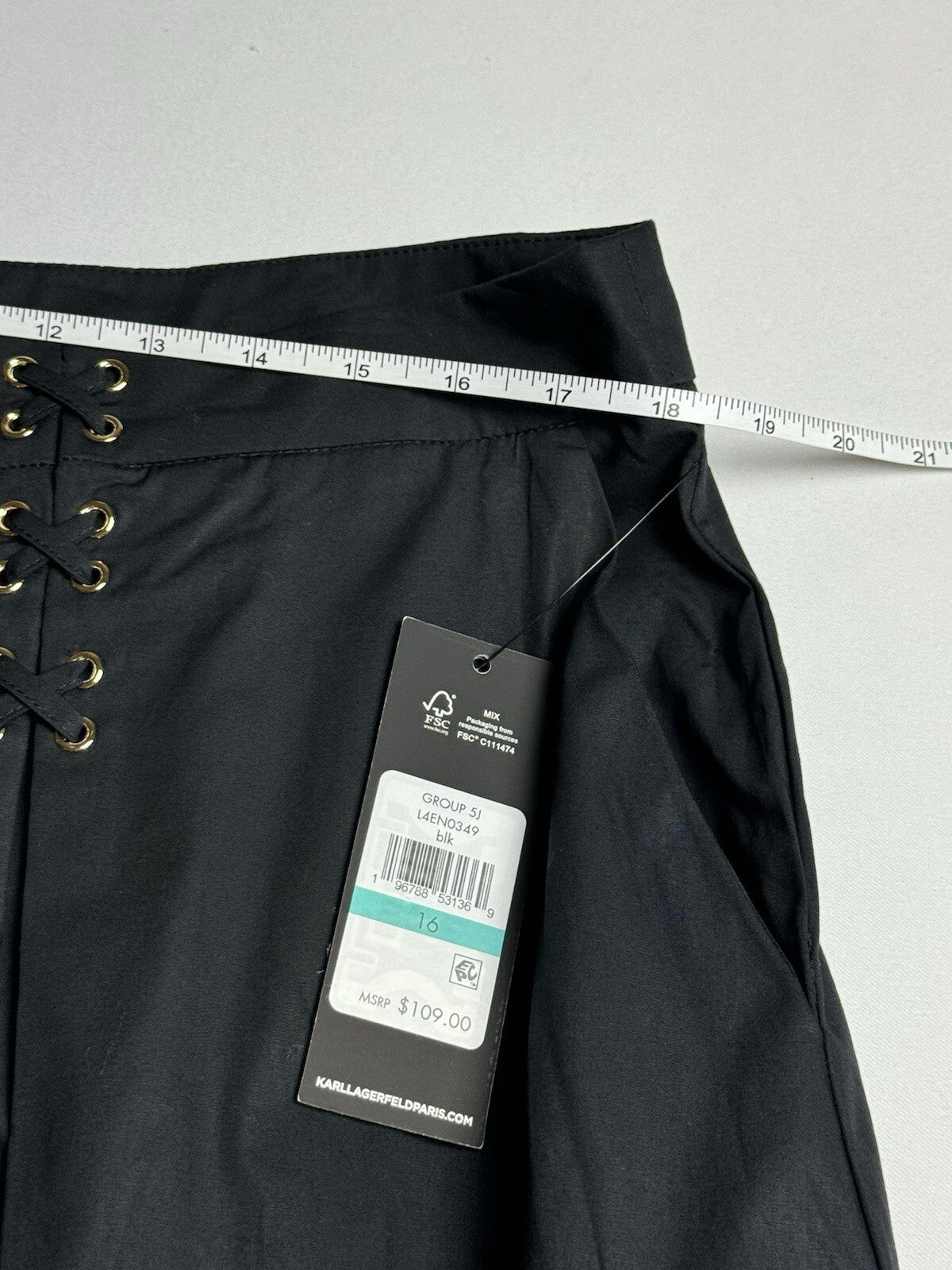 $109 KARL LAGERFELD PARIS Long Black Skirt Women's Sz 16.  (B.119)