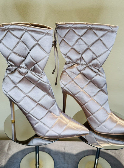 Cape Robbin Women's Metallic Mauve Color Soft Boots Size 10 - product photo 1