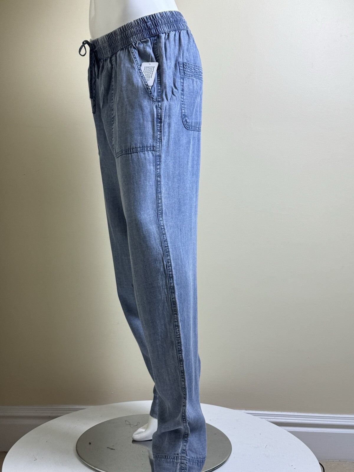 $178 SPLENDID Women’s Denim Trousers Size L. (B.142)
