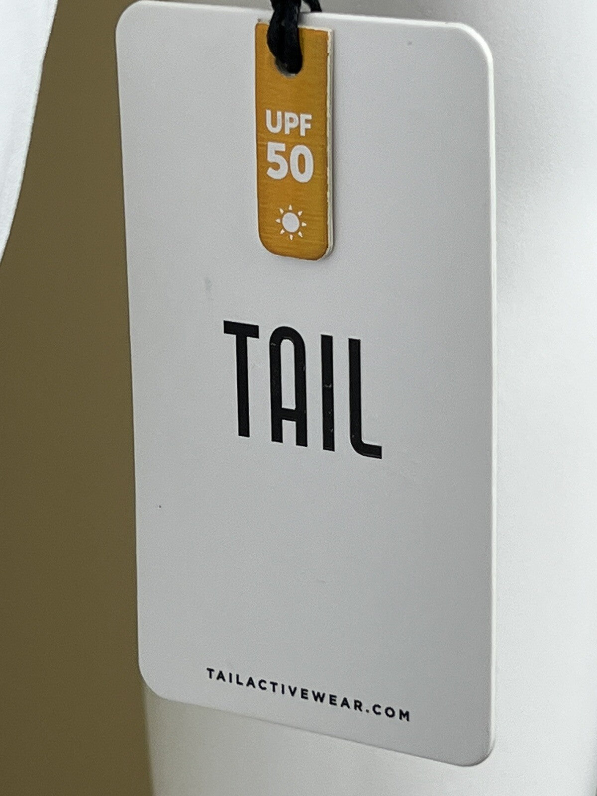 Tail Women's Golf Shirt White Short Sleeve Size S (B.13)