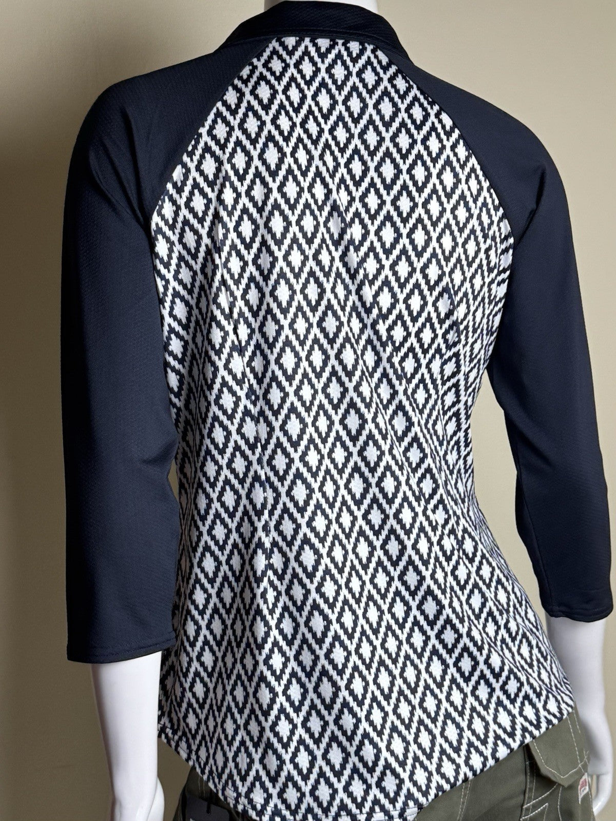 Jofit Women's Golf Sweatshirt Sz S.      (B.157)
