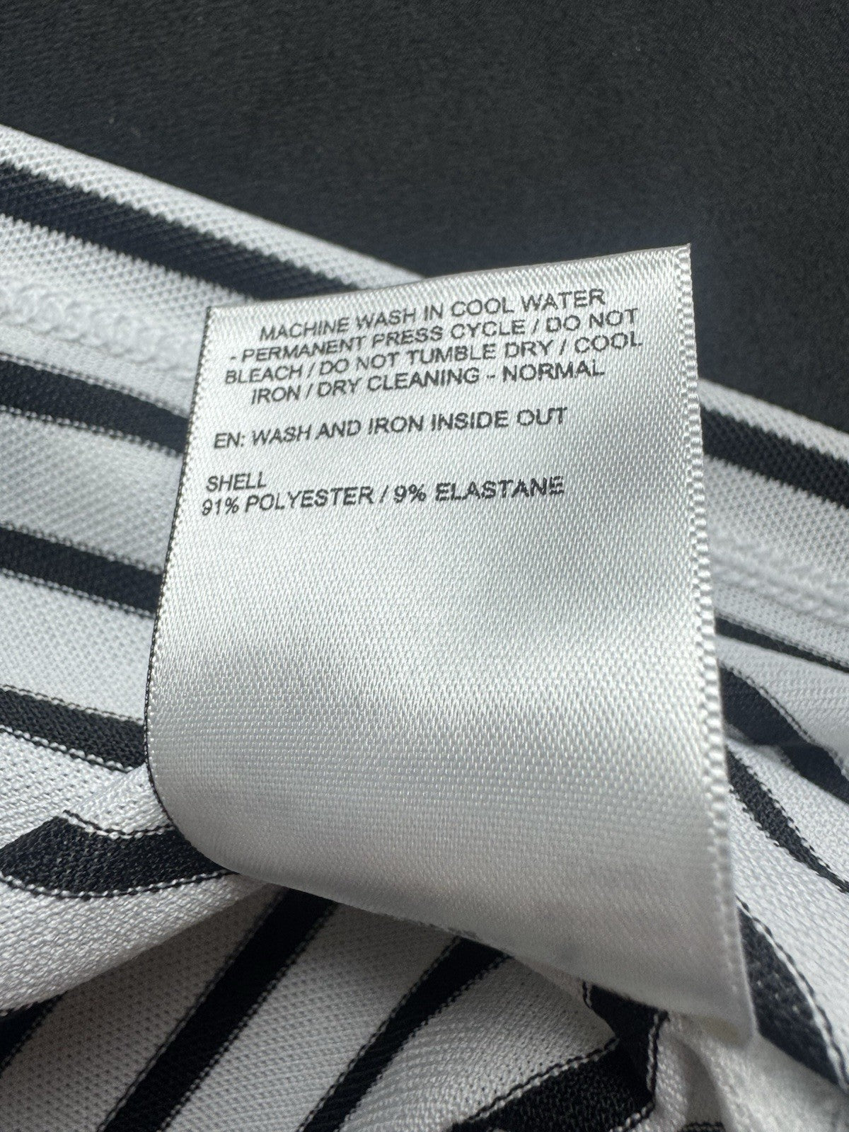 Puma Women’s Golf Shirt Sz S.   (B.162)