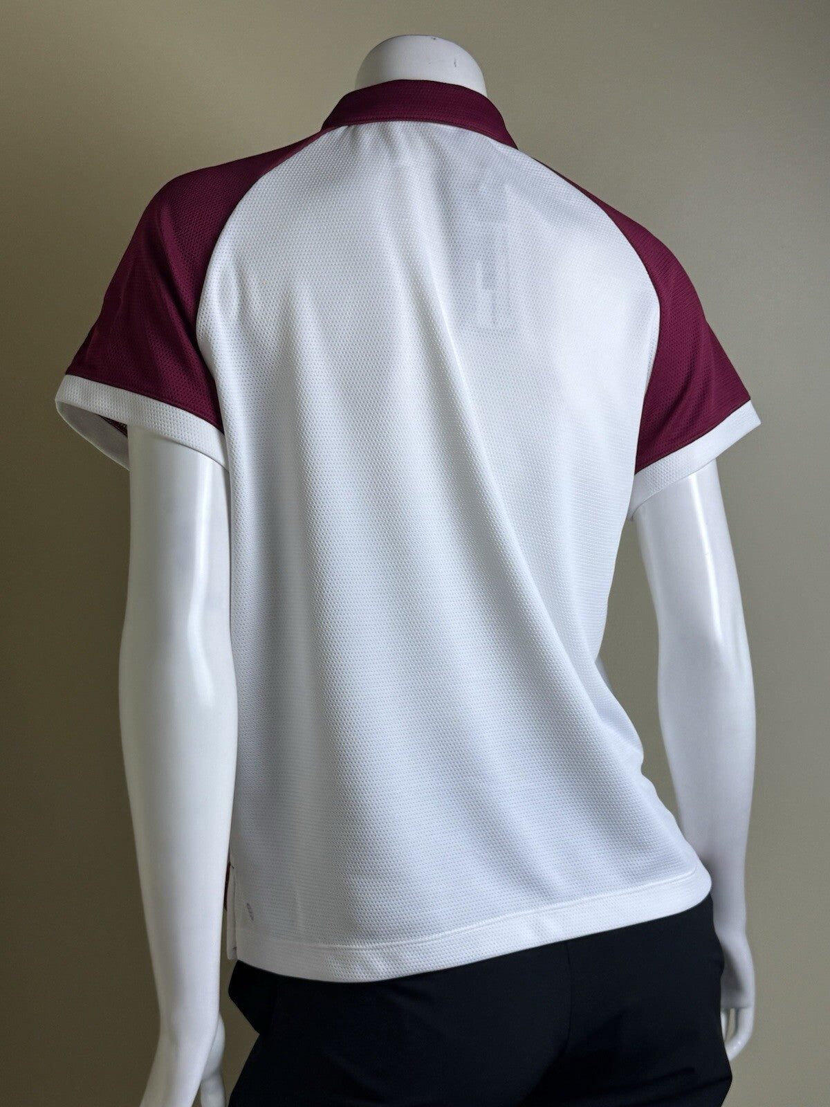 Adidas Women’s Polo Golf Shirt SZ M Climacool  (B.136)