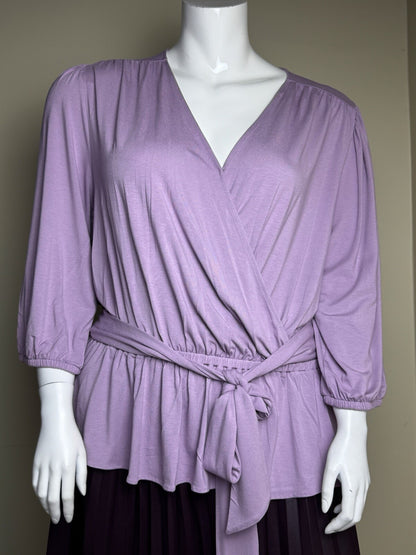 $99 Lauren Ralph Lauren Women’s Blouse Purple Sz 2XL.    (B.125)