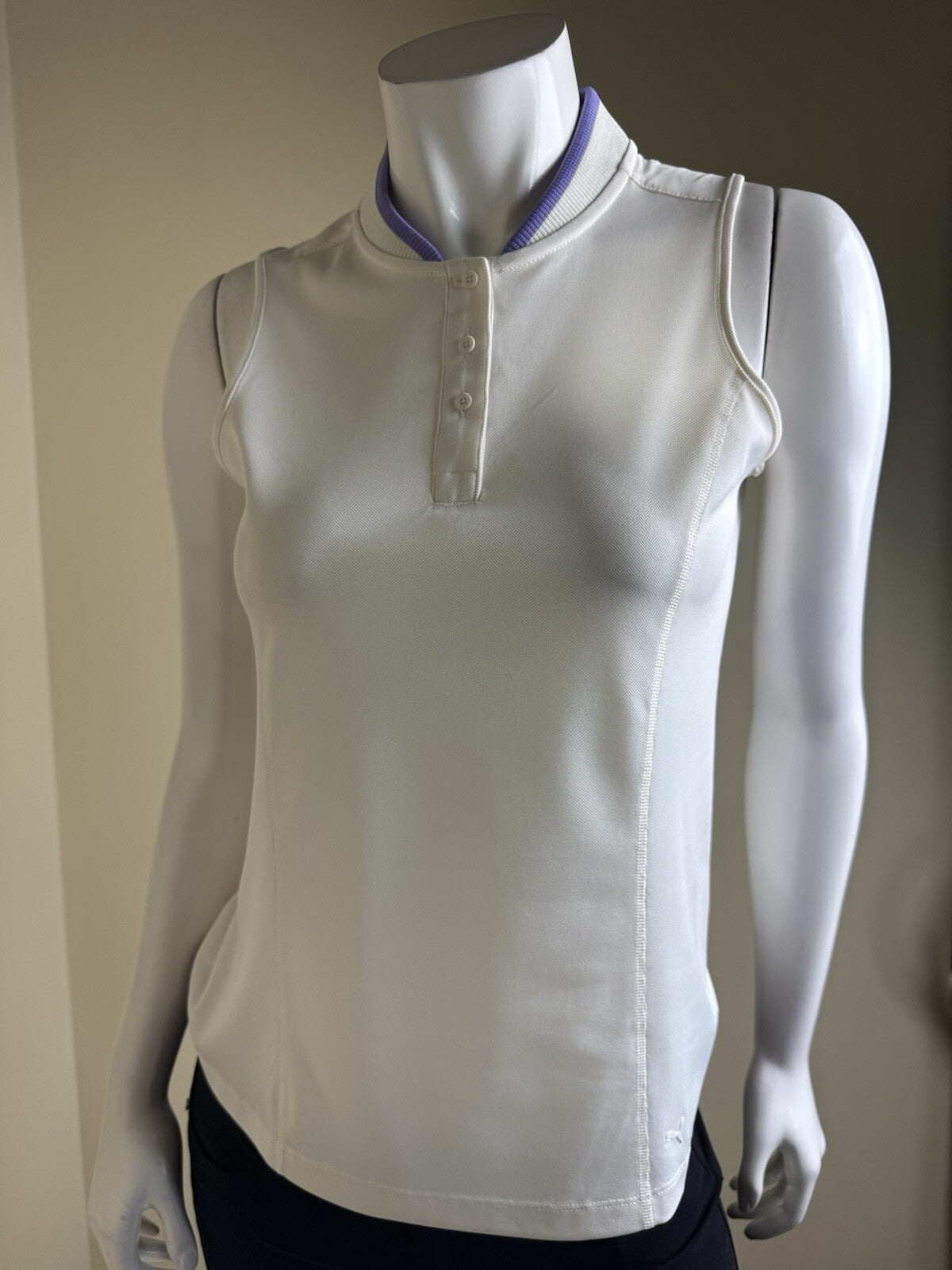 Puma Women’s Golf Shirt Sleeveless Sz S (B.84/3)